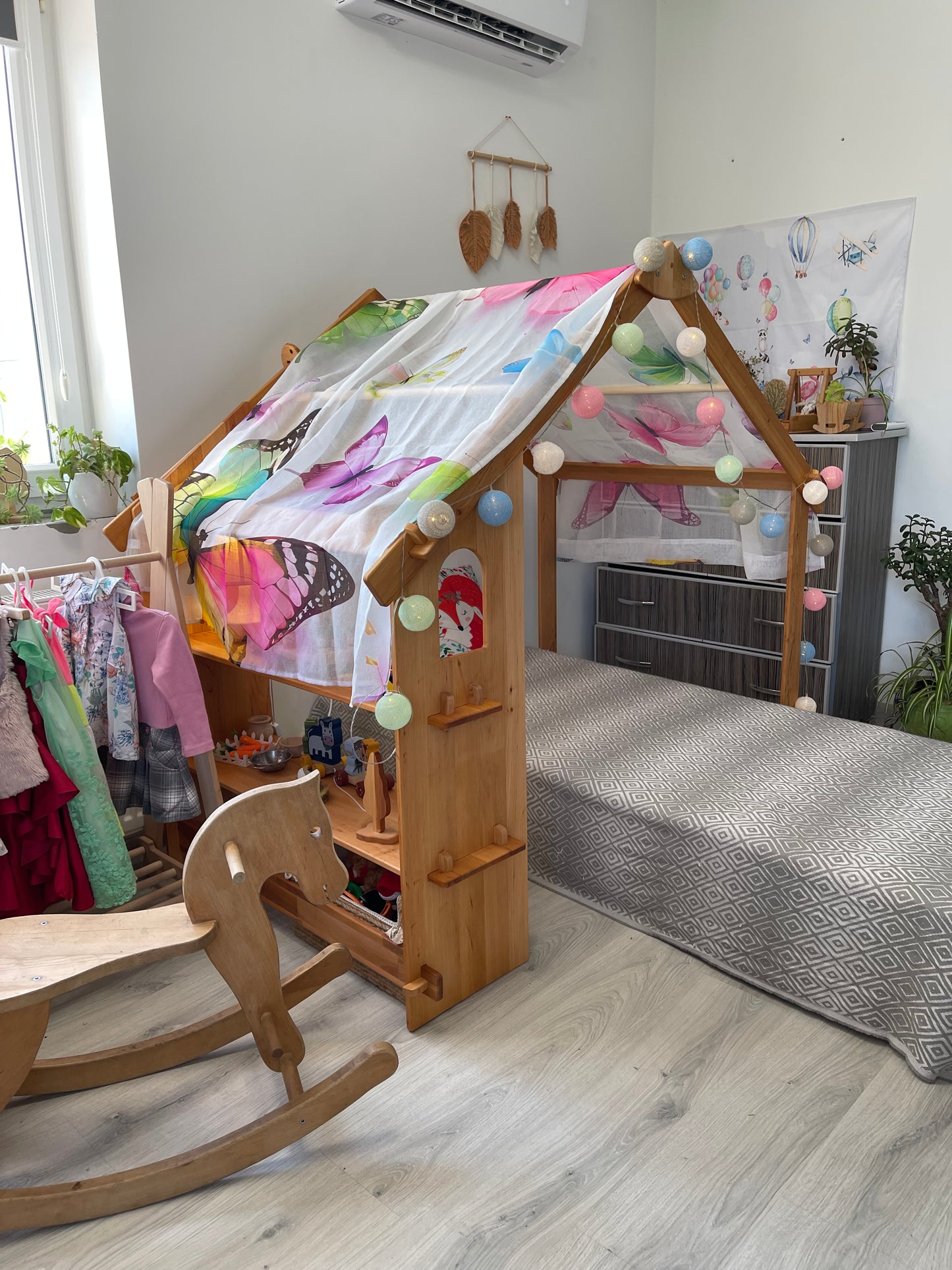 Montessori teepee bed frame furniture Two-Sided Open Frame Wooden Playhouse Space-Saving Design for Under-Bed Play