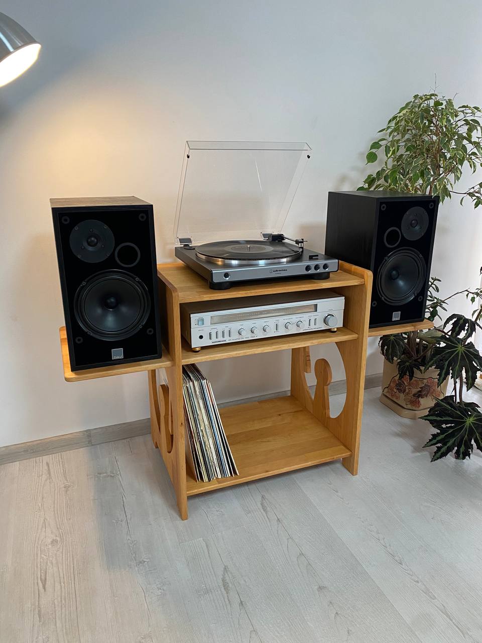 Light Brown Wooden Console Furniture Unique gifts Record Player Stand Vinyl Record Holder Storage Record Cabinet Table Turntable Station Display Media
