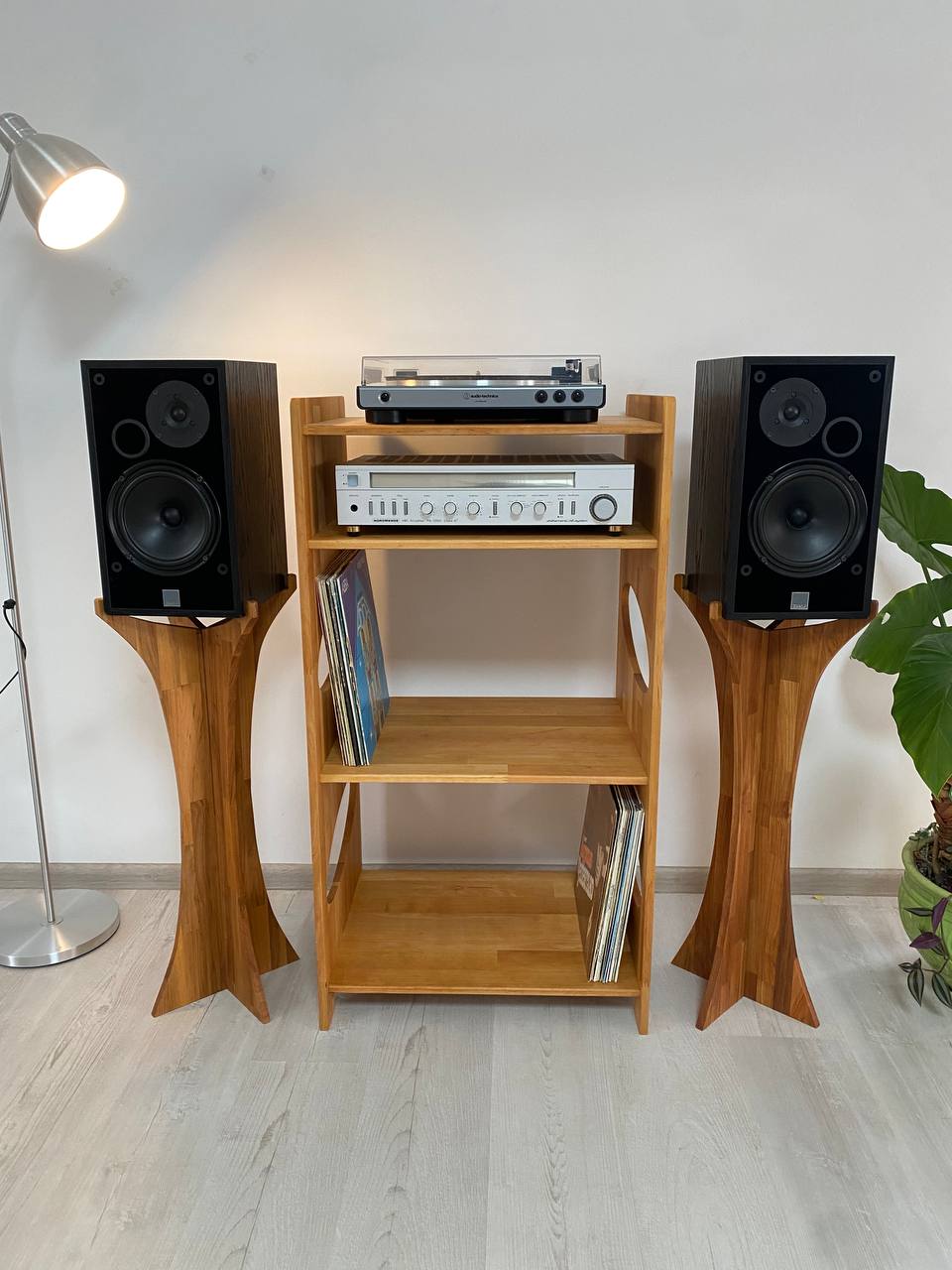 Light Brown Wooden Console Furniture Unique gifts Record Player Stand Vinyl Record Holder Storage Record Cabinet Table Turntable Station Display Media