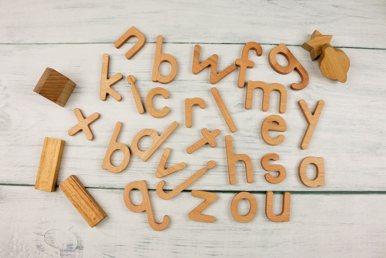 Pre-school Wooden alphabet lower case Educational gift for kid, Height 3.5cm/1.4inch letters Educational Toy with Magnets Gift for a Teacher