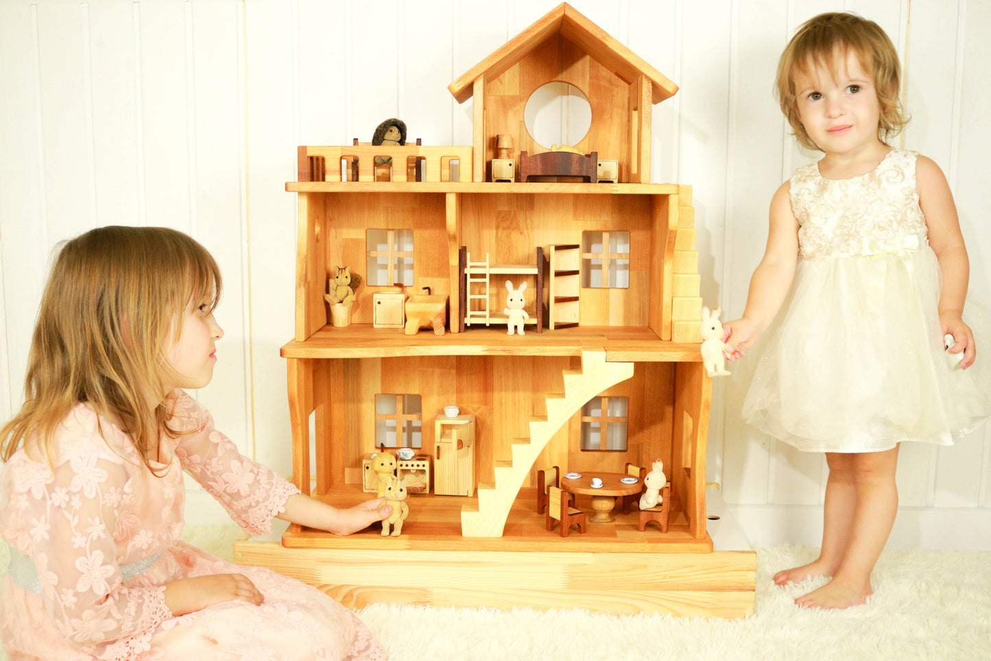 Wooden Dollhouse Kit Kids Gifts Birthday Dollhouse with Red wood furniture Alder wood Dollhouse 1:16 Scale Montessori waldorf toy